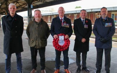 Colleagues lay wreath as part of Poppies to Paddington initiative